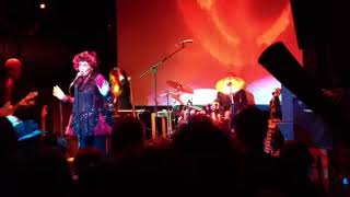 Lene Lovich - Blue Hotel