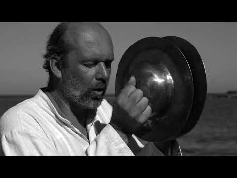 Stephan Micus - The Child