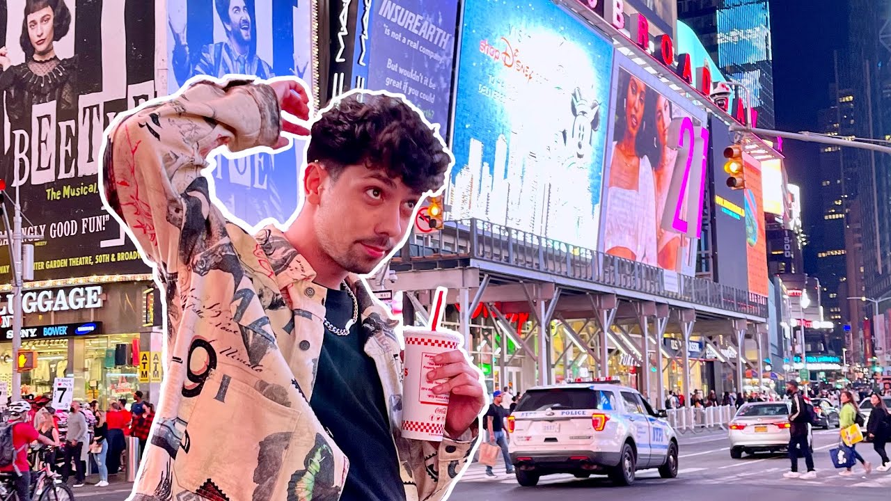 Watch La Cati Ani Esti Major In America Now DE CE AM VENIT IN NEW YORK CUM AM AJUNS IN AMERICA ??