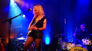 Ana Popovic play Jimmy Hendrix