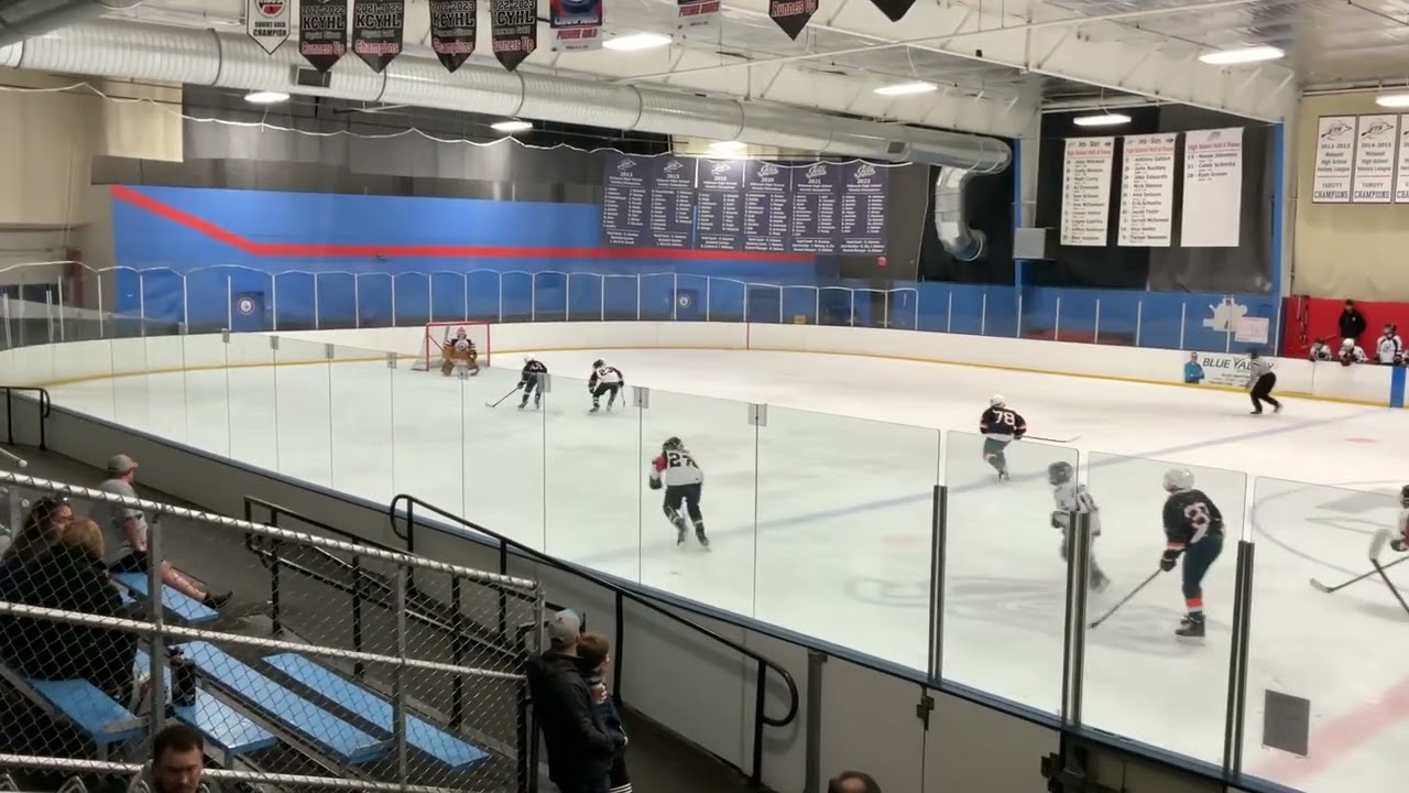 Game 28 Sioux Falls 8-1: Ashton scores Aiden assisted