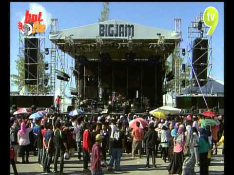 Hot FM Big Jam 2012 - Dataran Syahbandar Kuala Terengganu - Sofazr