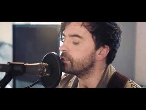 The Travelling Band - Into The Water