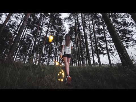 Wayr - Follow the Light