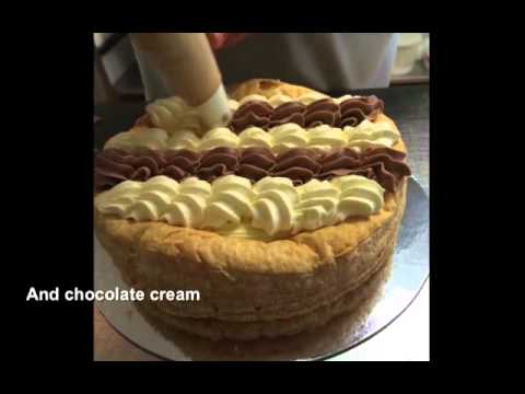 Fazendo bolo de São Honoré no THE ITALIAN CAKE SHOP CAFE'