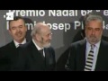 Momento de la  entrega del Premio Nadal 2011