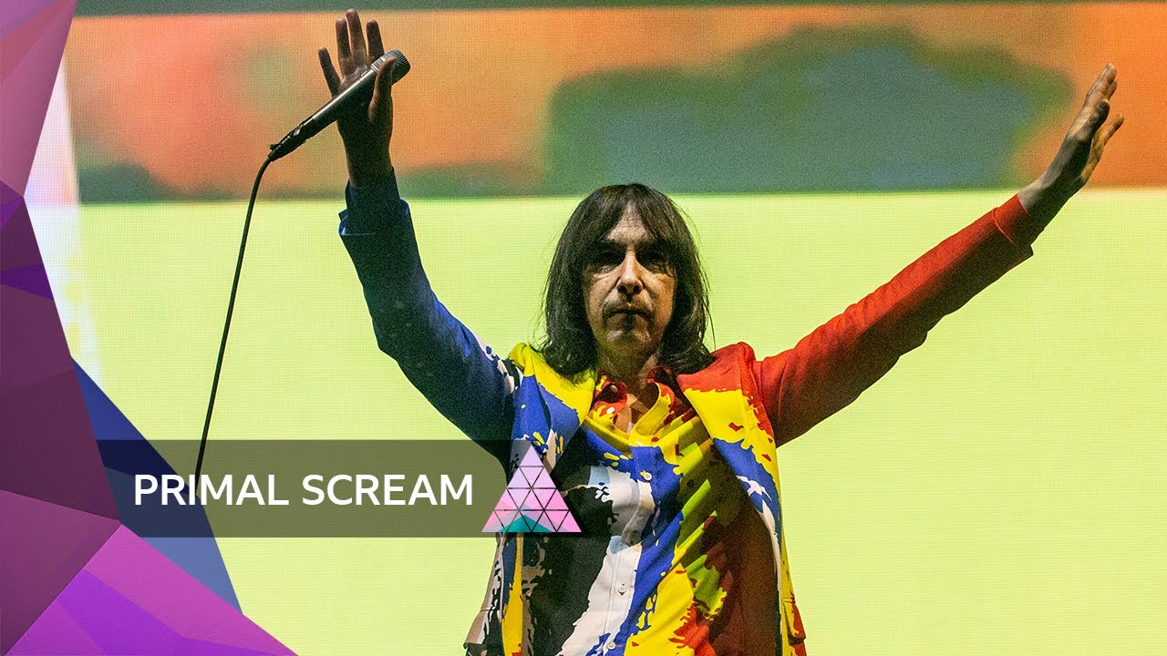 Primal Scream - Moving On Up (Glastonbury 2022)