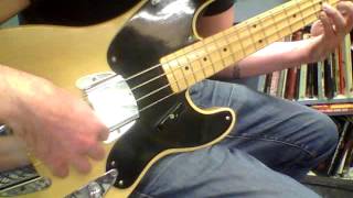 Video thumbnail for Mandolin Brothers: Fender (1952) Precision Bass by Mandolin629