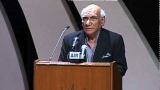 Yash Chopra says government isn’t doing enough to promote film industry