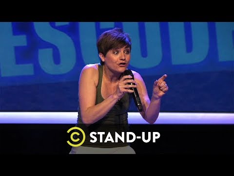 download lagu mp3 mp4 Sara Escudero, download lagu Sara Escudero gratis, unduh video klip Sara Escudero