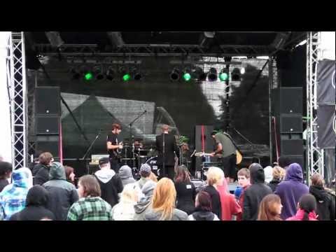 Isetta Drive - Wo führt Das Hin (Live/SoundAttack Festival 2011)