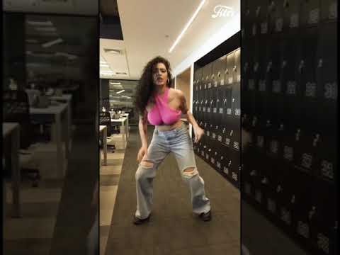 Bianca lança o Challenge de "Surra" ft. Lia Clark #Shorts