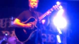 Steve Wariner - Holes in the Floor of Heaven