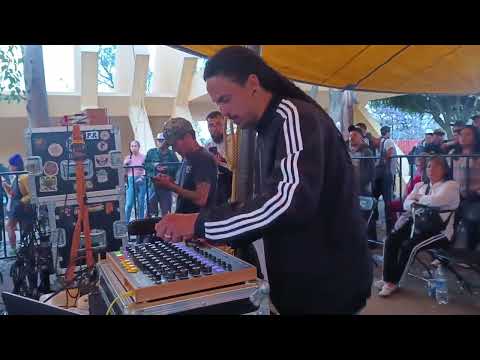 Crucial Rob Live Session / CDMX