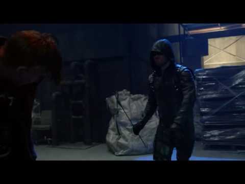 Arrow: S5E1 - Opening Scene / Oliver Vs Anarky