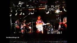 17 NOFX - Please Play This Song On The Radio (2nd camera) 1993-06-23 Avilés, Spain - Quattro rare