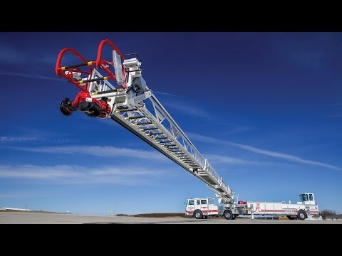 Ascendant® 107’ Tiller Heavy-Duty Aerial Ladder – FDIC 2017 Truck Walk Around