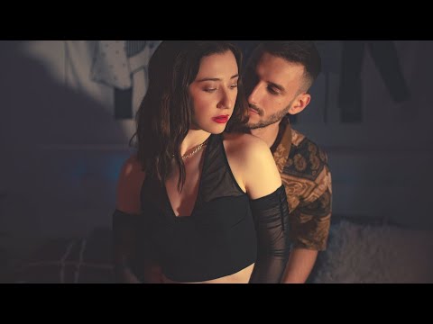 Mr Gun x Iarina - Taste on my lips (Official Music)