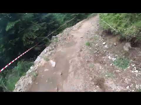 Training run at the first stage of National Downhill Cup Mărișel