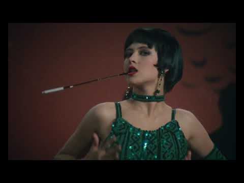 SOPHIE MARCEAU WITH LOUISE BROOKS' HAIRCUT (1982)