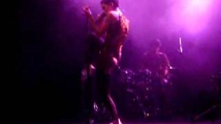 YELLE en Argentina - J&#39;ai Bu (2011)