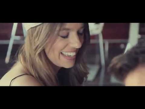 Galvan Real - Que Me Estará Pasando (Videoclip Oficial)