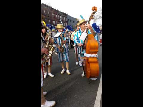 During string band jamming out