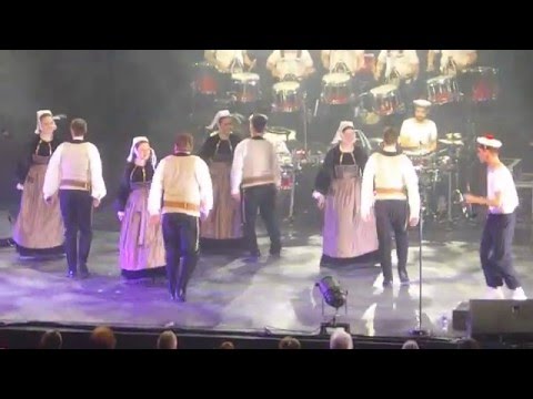 Bagad Lann-Bihoué et Cercle du Croisty