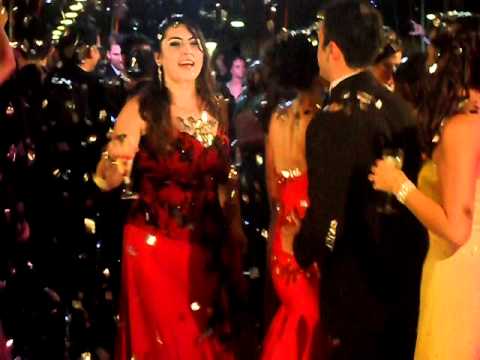 Formatura de Jornalismo (PUC-PR) - Brinde dos formandos! (10 de março de 2012)