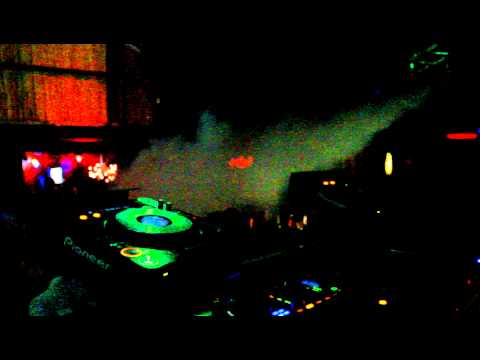 Mosa Club - Closing Summer Fiesta feat Jen's Birthday!!!