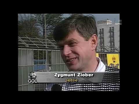 Piłka 1996 Bezkarni kibole, bójki i niszczenie mienia. Śląsk Wrocław bez kibiców na stadionie