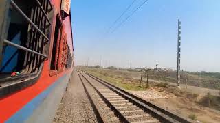 Navsari to Surat complete uncut train journey || 12935 BDTS-Surat intercity exp || phone thief@19:48