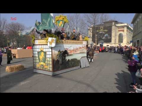 I Cavalieri di San Bernardo carro da getto - Carnevale Ivrea 2017