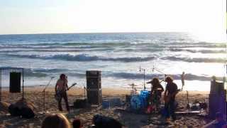 The Atomic Bitchwax - Kiss The Sun @ Dunajam 2012 || 720p