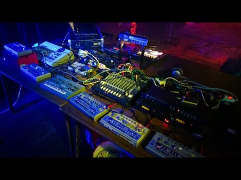 BODEGA LIVE OUTLANDER G303 ANALOGDEVICES pt 2