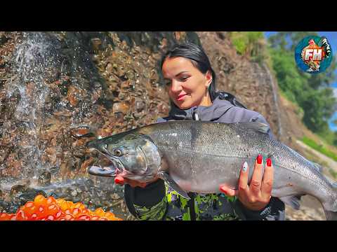 The Girl's Quest for Red Fish at the Forest River! 🐟🌲