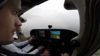 preview picture of video 'C172 G1000 - VFR landing with bad weather - HD VIDEO'