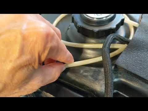 John Deere 185 Hydro gas tank foam placement