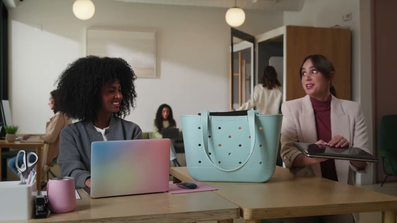 The Getaway Bag from Simple Modern