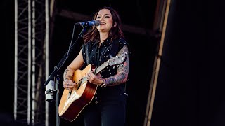 Amy Macdonald - Let&#39;s Start a Band (Live at Victorious 2022)
