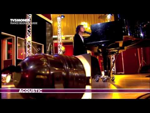 MARIE PAULE BELLE chante CELLES QUI AIMENT ELLES dans Acoustic sur TV5 Monde