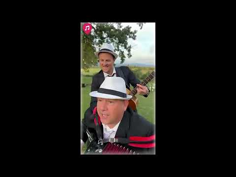 Tarantella and Italian Style Roaming Band in Italy - Capital Folk