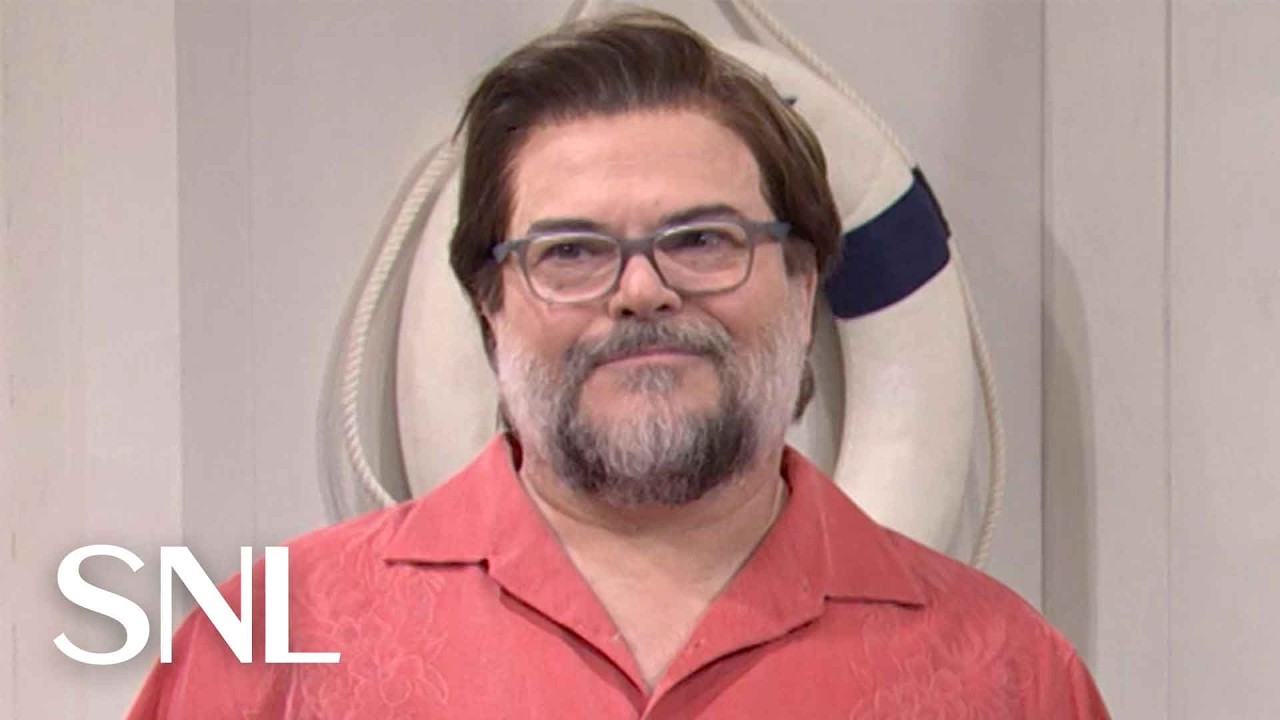 Airbnb Superhost - SNL - YouTube