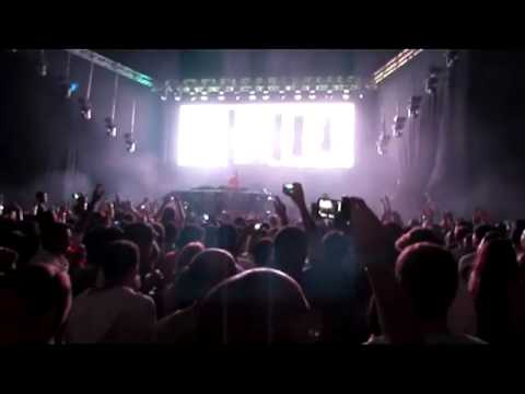 Tiesto @ Siara Hall 22/10/2011