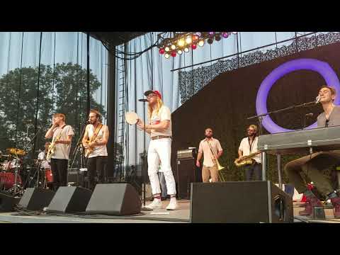 Allen Stone Tingsek Theo Katzman Joey Dosik. Back Pocket. Chateau Ste Michelle Winery. 08-04-2017.