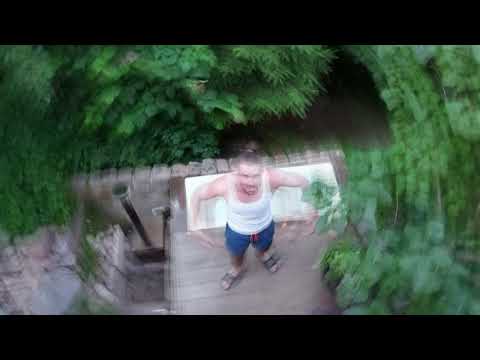 TOMO - SŁUCHAJ I SIĄDŹ