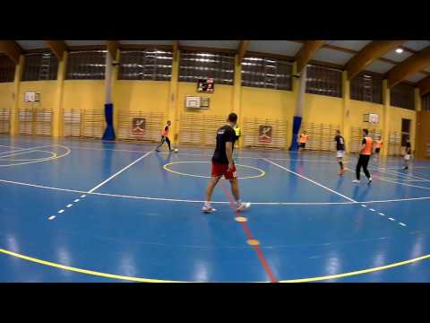 StrefaFutbolu.pl: PZU - ONCOM WARSZAWA