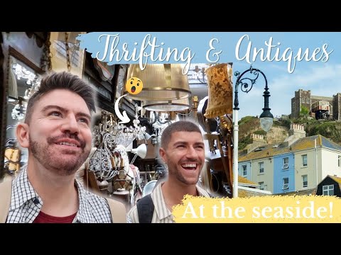 THRIFTING & ANTIQUE HUNTING ON THE ENGLISH COAST! EXPLORE HASTINGS WITH US! | MR CARRINGTON
