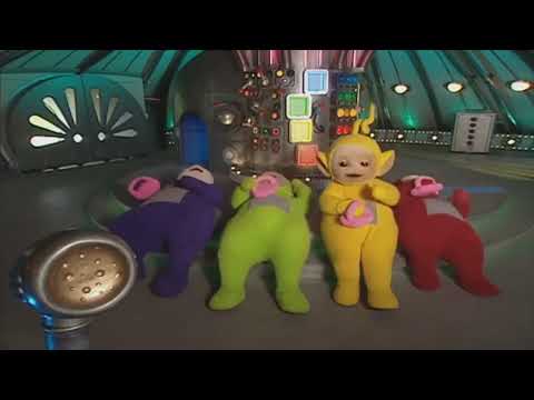 The Teletubbies tickle themselves with Tubby Sponges (Teletubbies Tickle Scene)