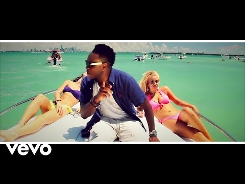 Honorebel - SHE'S MY SUMMER ft. PITBULL & LOTUS